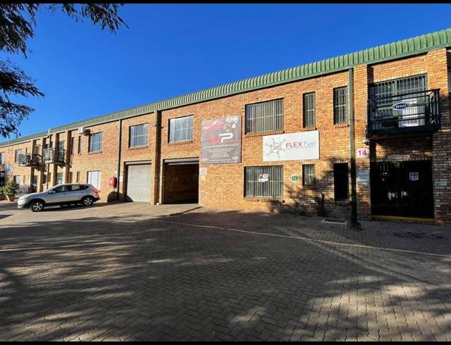INDUSTRIAL PROPERTY TO RENT IN HENNOPSPARK